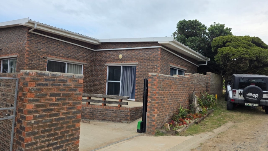 1 Bedroom Property for Sale in Seavale Eastern Cape